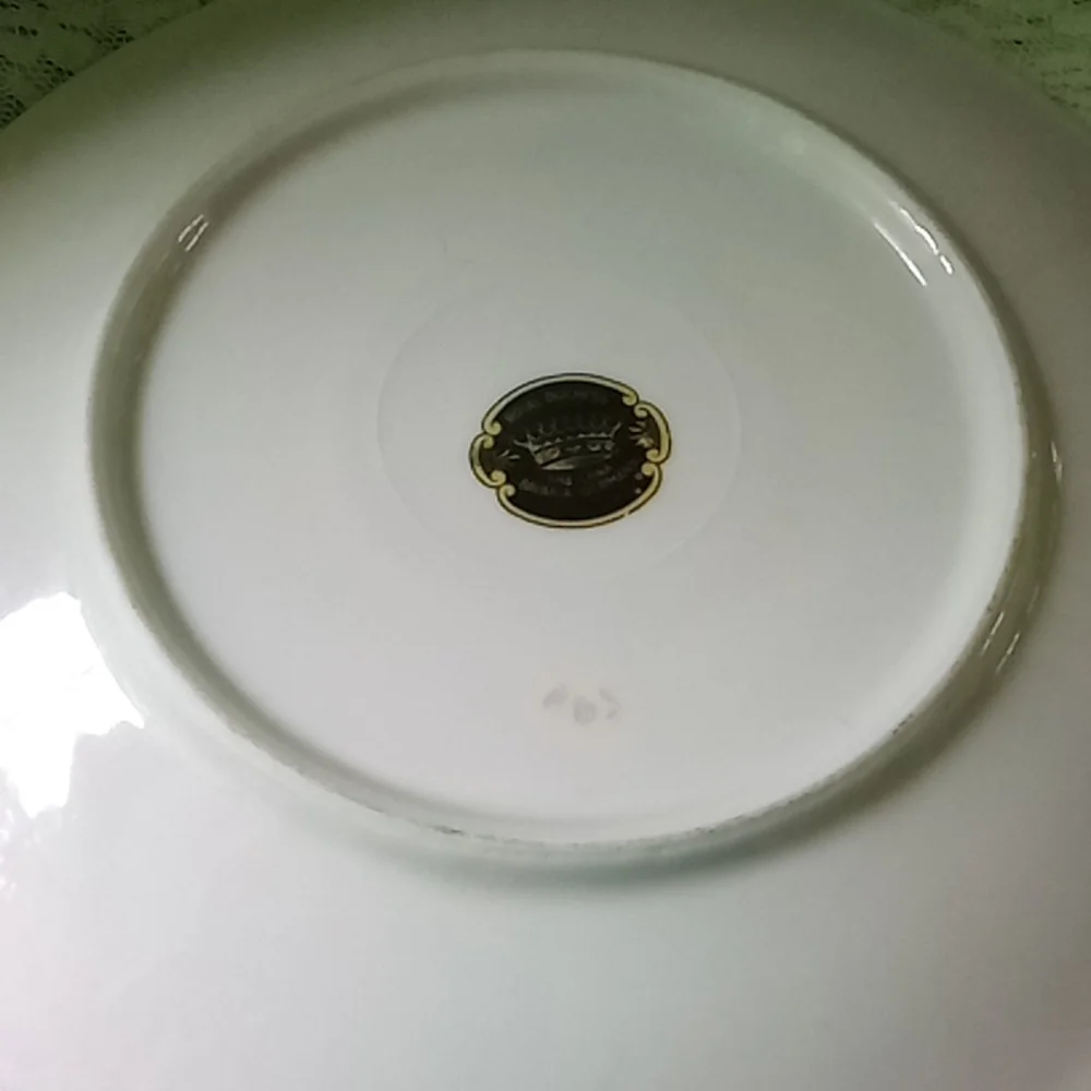 Royal duchess tea cup and dessert plate